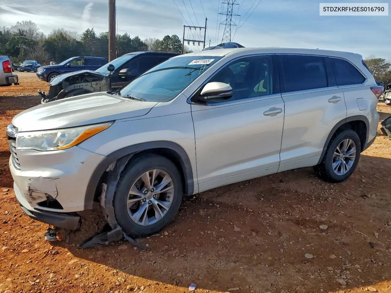 5TDZKRFH2ES016790 2014 Toyota Highlander Le
