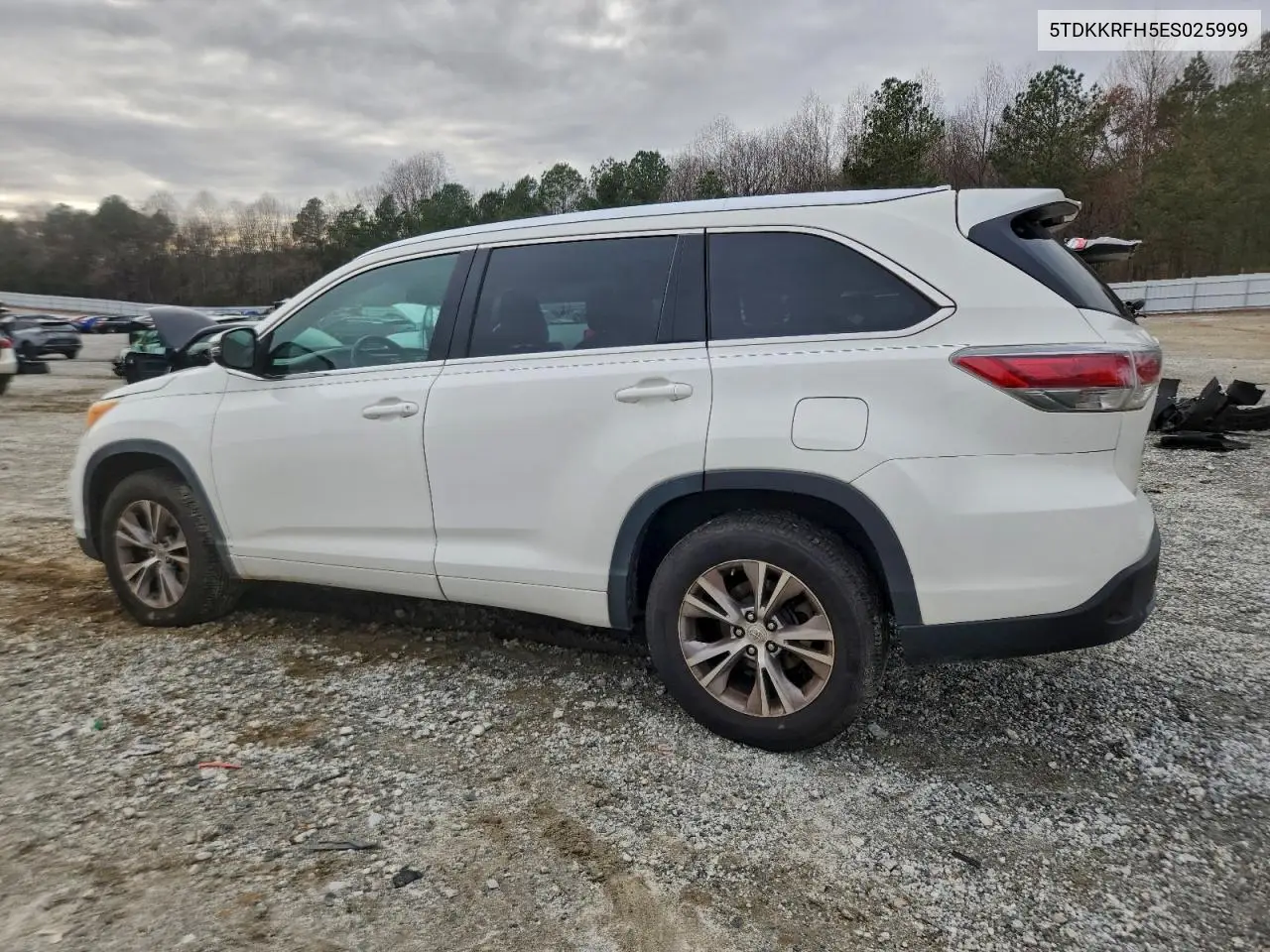 5TDKKRFH5ES025999 2014 Toyota Highlander Xle