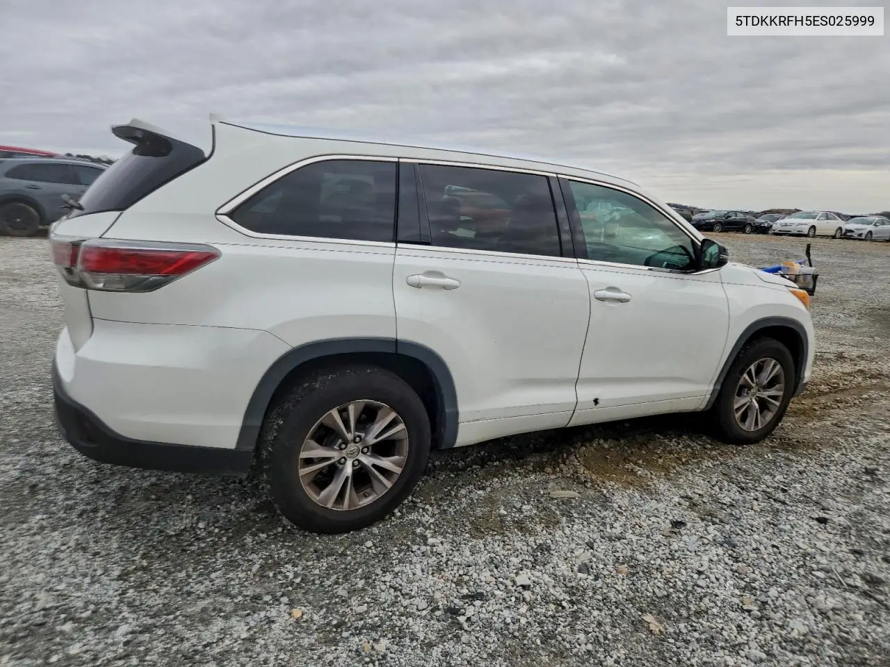 5TDKKRFH5ES025999 2014 Toyota Highlander Xle