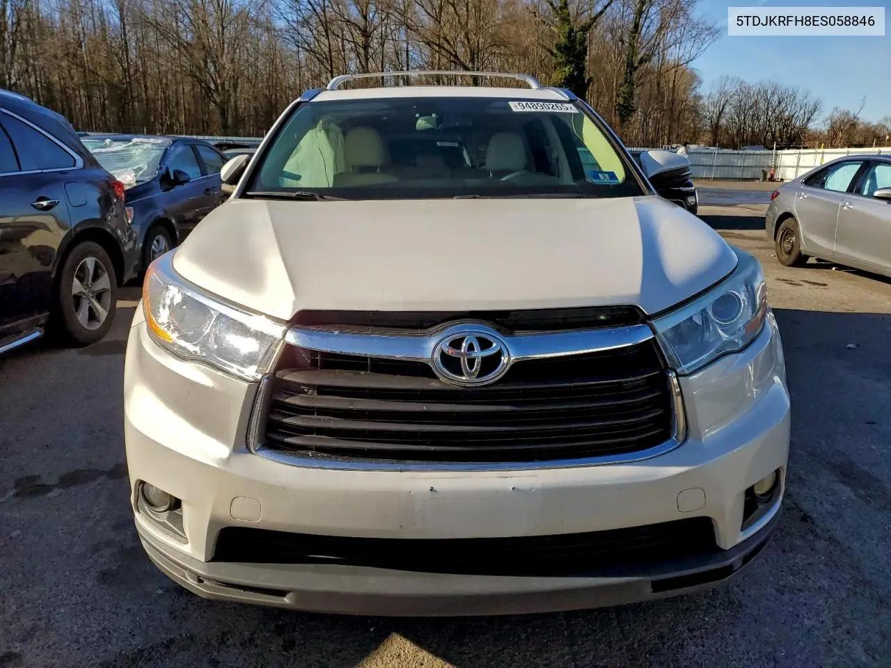 5TDJKRFH8ES058846 2014 Toyota Highlander Xle
