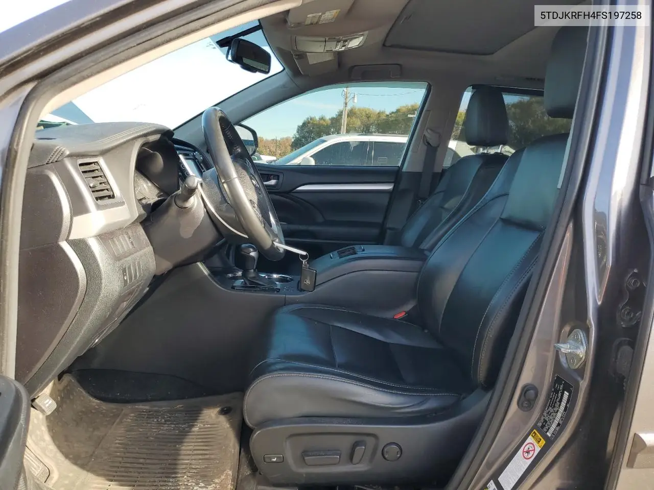 5TDJKRFH4FS197258 2015 Toyota Highlander Xle