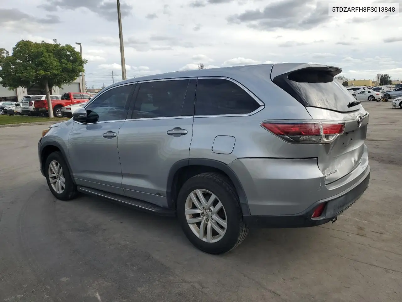 5TDZARFH8FS013848 2015 Toyota Highlander Le
