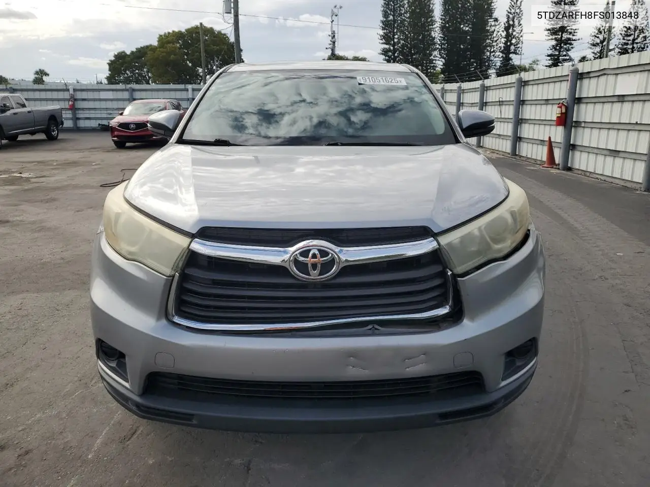 5TDZARFH8FS013848 2015 Toyota Highlander Le