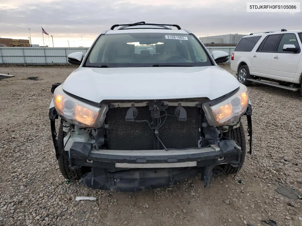 5TDJKRFH3FS105086 2015 Toyota Highlander Xle