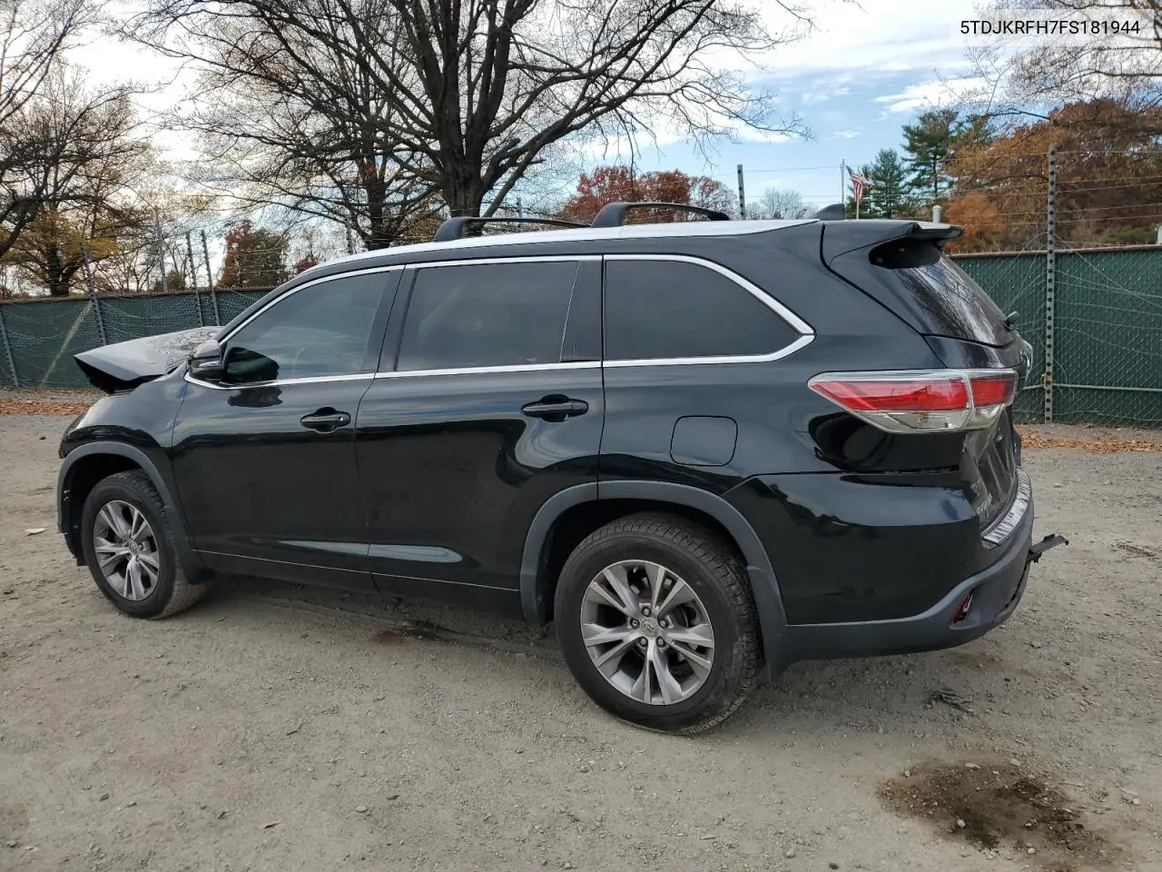 5TDJKRFH7FS181944 2015 Toyota Highlander Xle