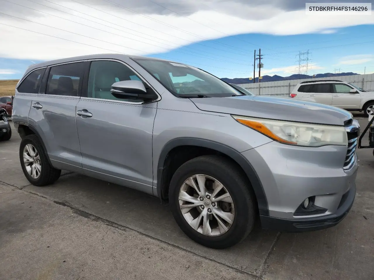 5TDBKRFH4FS146296 2015 Toyota Highlander Le