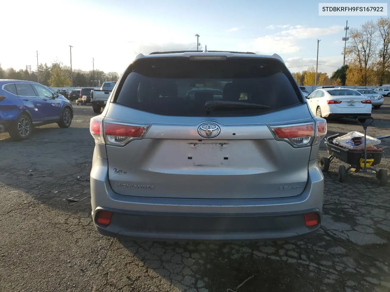 5TDBKRFH9FS167922 2015 Toyota Highlander Le