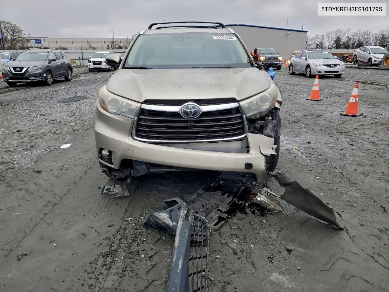 5TDYKRFH3FS101795 2015 Toyota Highlander Limited