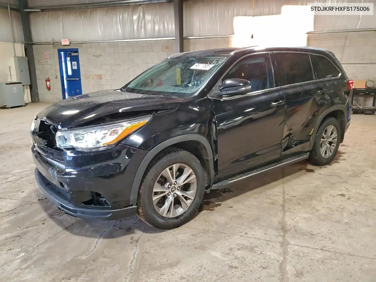 5TDJKRFHXFS175006 2015 Toyota Highlander Xle