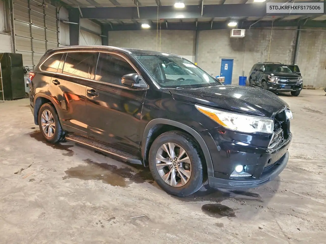 5TDJKRFHXFS175006 2015 Toyota Highlander Xle