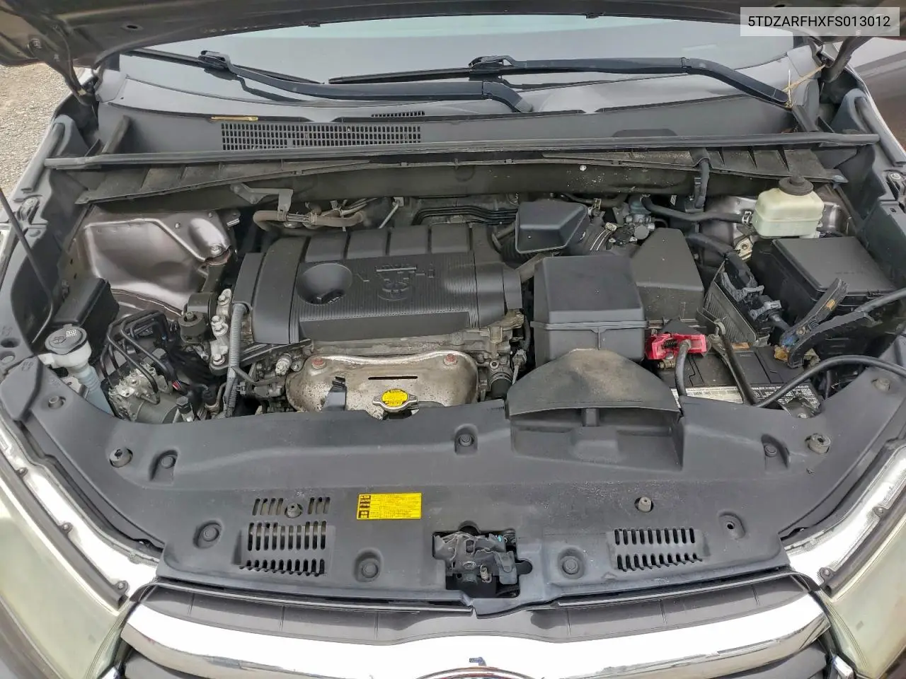 5TDZARFHXFS013012 2015 Toyota Highlander Le