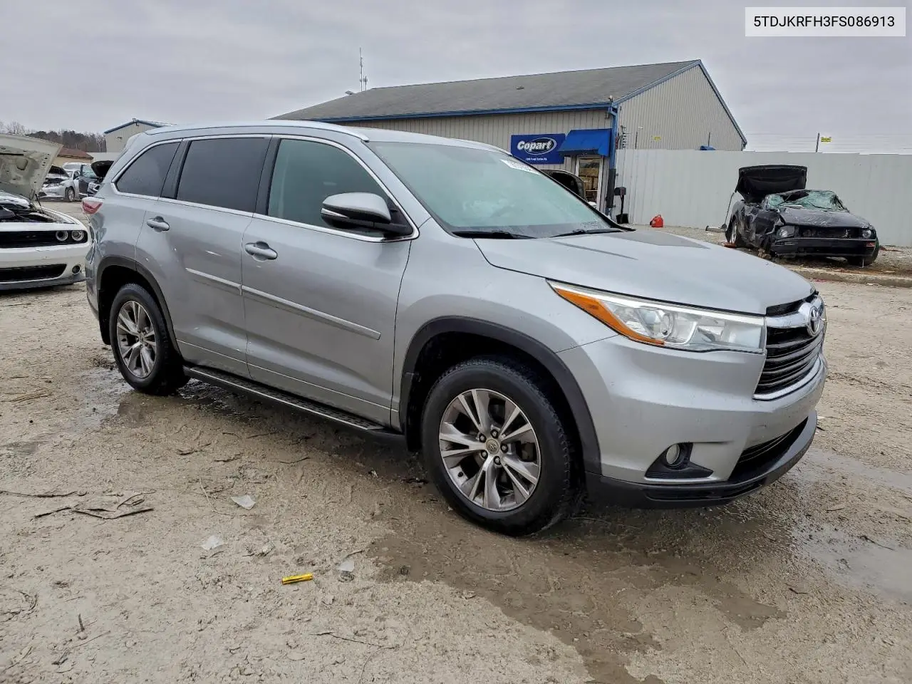 5TDJKRFH3FS086913 2015 Toyota Highlander Xle
