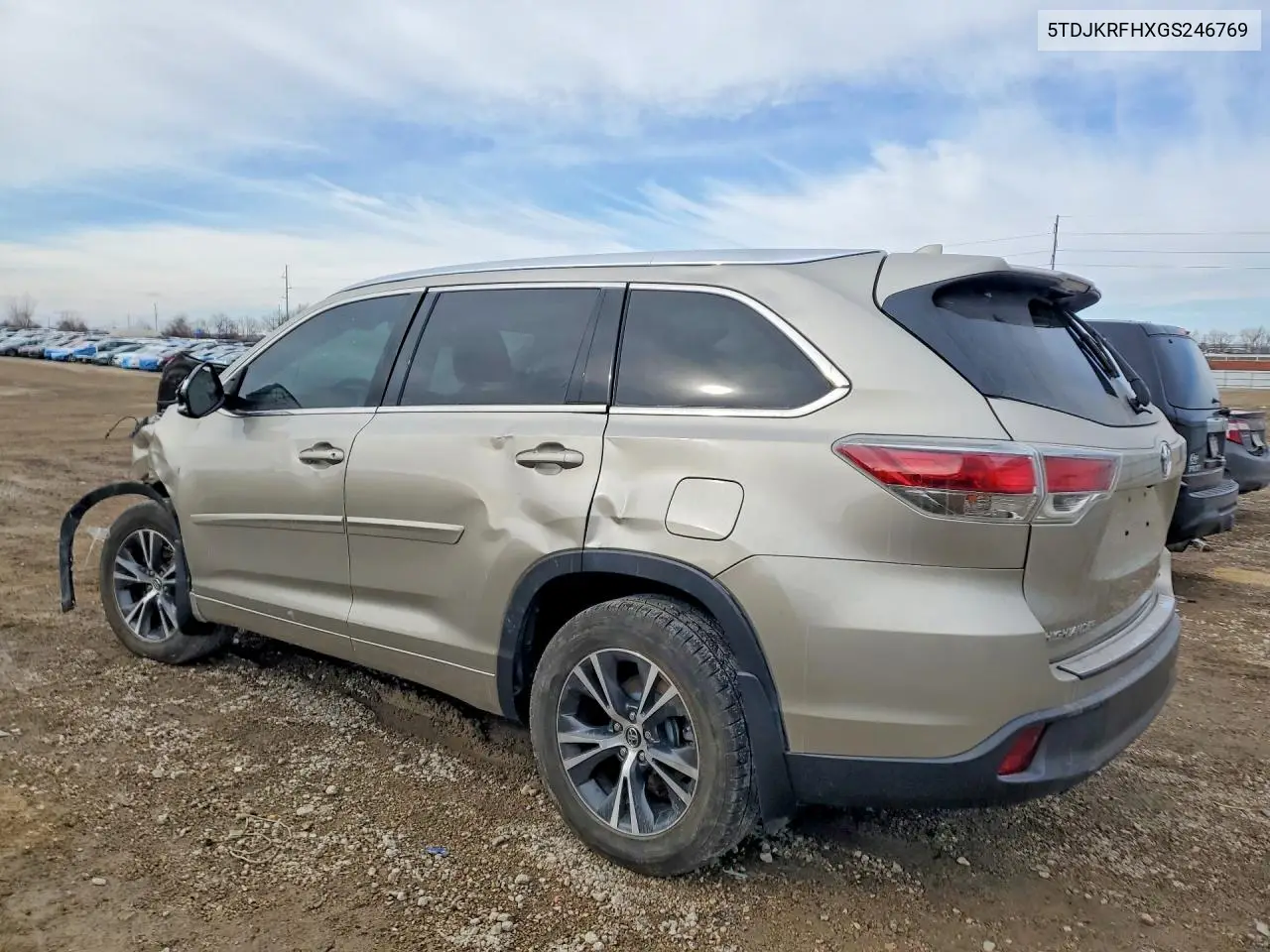 5TDJKRFHXGS246769 2016 Toyota Highlander Xle