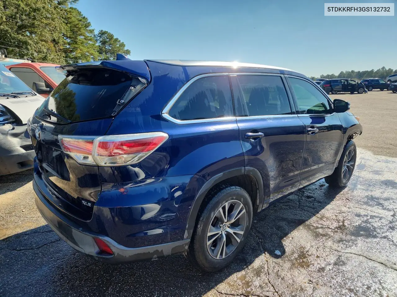 5TDKKRFH3GS132732 2016 Toyota Highlander Xle