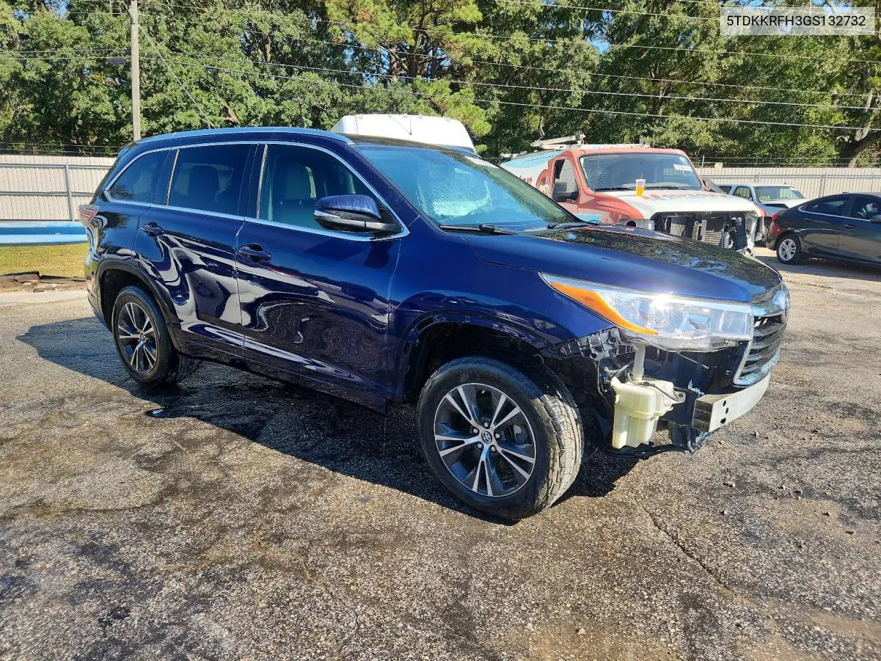 5TDKKRFH3GS132732 2016 Toyota Highlander Xle
