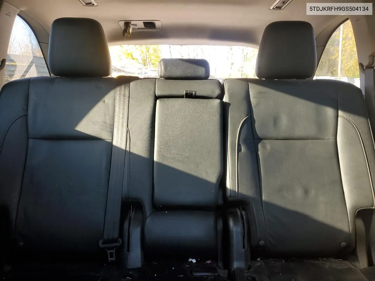 5TDJKRFH9GS504134 2016 Toyota Highlander Xle