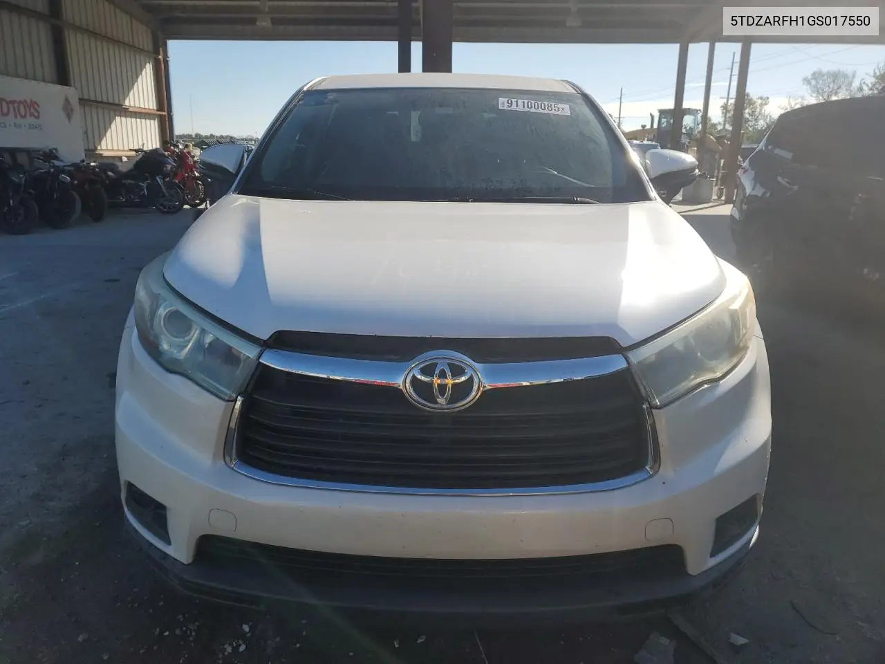 5TDZARFH1GS017550 2016 Toyota Highlander Le