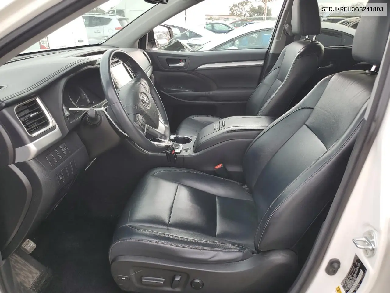 5TDJKRFH3GS241803 2016 Toyota Highlander Xle