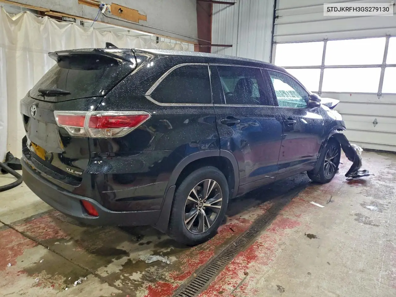 5TDJKRFH3GS279130 2016 Toyota Highlander Xle