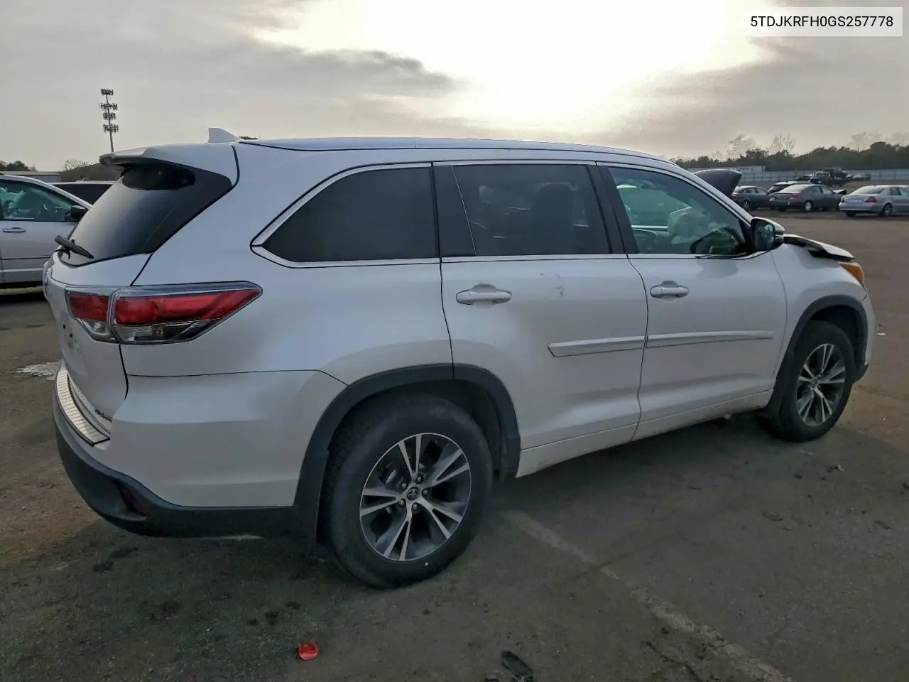 5TDJKRFH0GS257778 2016 Toyota Highlander Xle