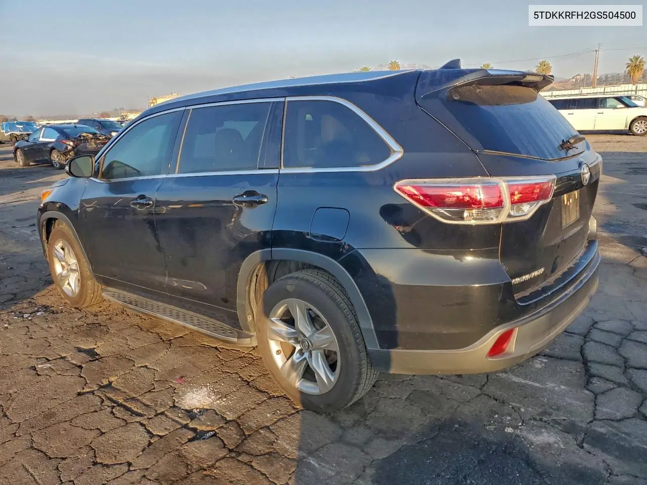 5TDKKRFH2GS504500 2016 Toyota Highlander Xle