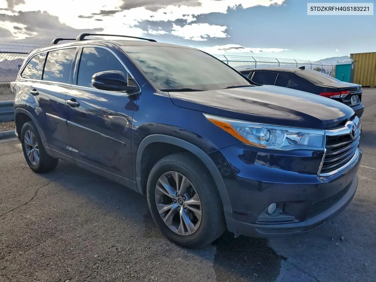 5TDZKRFH4GS183221 2016 Toyota Highlander Le Plus