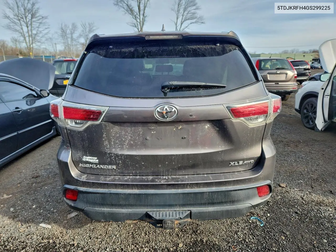 5TDJKRFH4GS299225 2016 Toyota Highlander Xle
