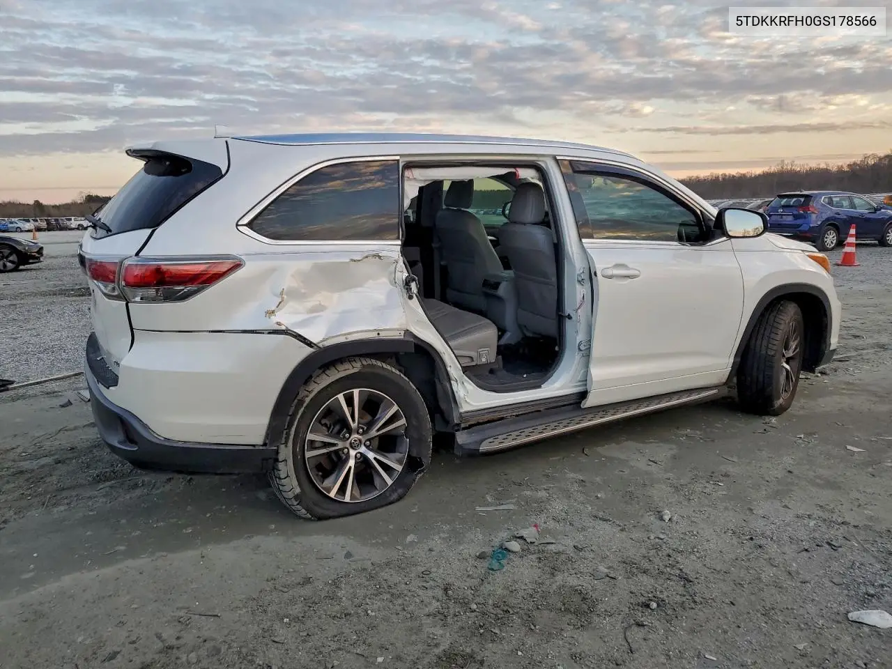 5TDKKRFH0GS178566 2016 Toyota Highlander Xle
