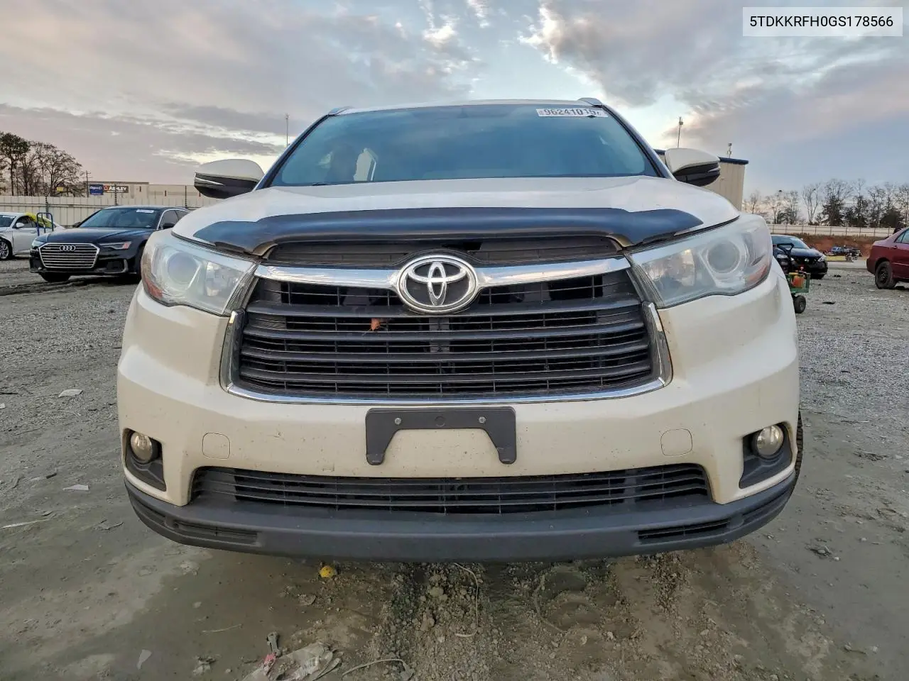 5TDKKRFH0GS178566 2016 Toyota Highlander Xle