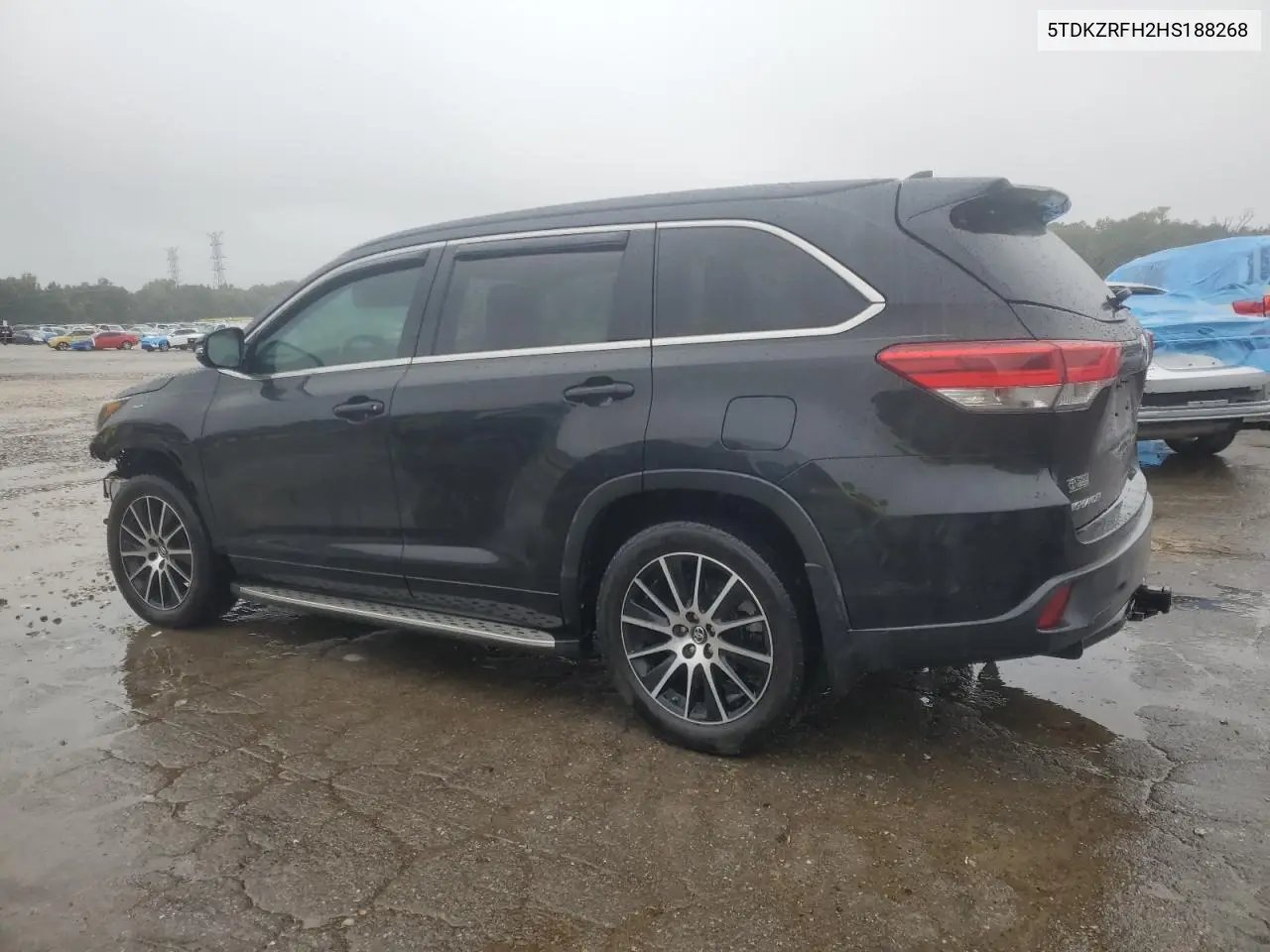 5TDKZRFH2HS188268 2017 Toyota Highlander Se