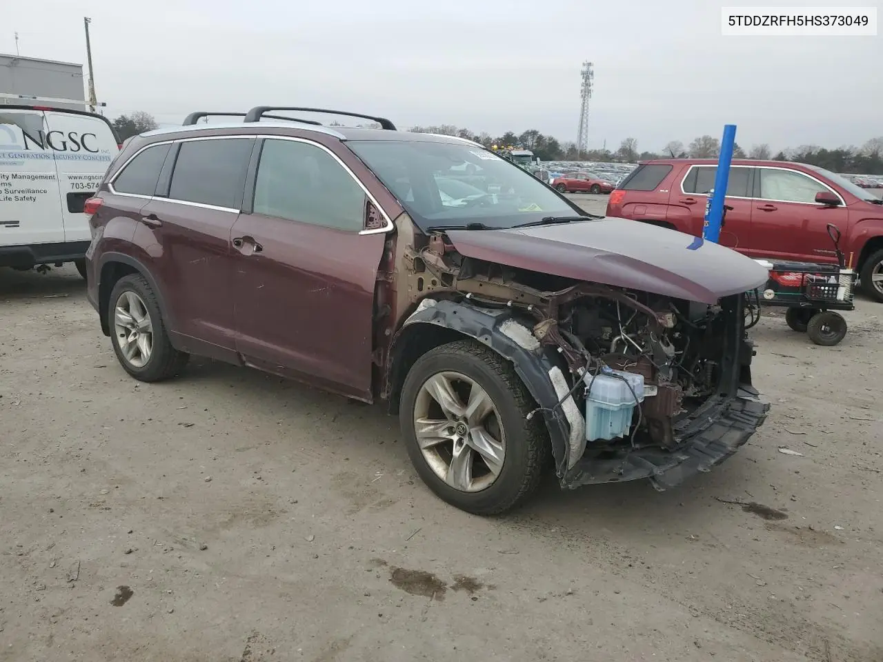 5TDDZRFH5HS373049 2017 Toyota Highlander Limited