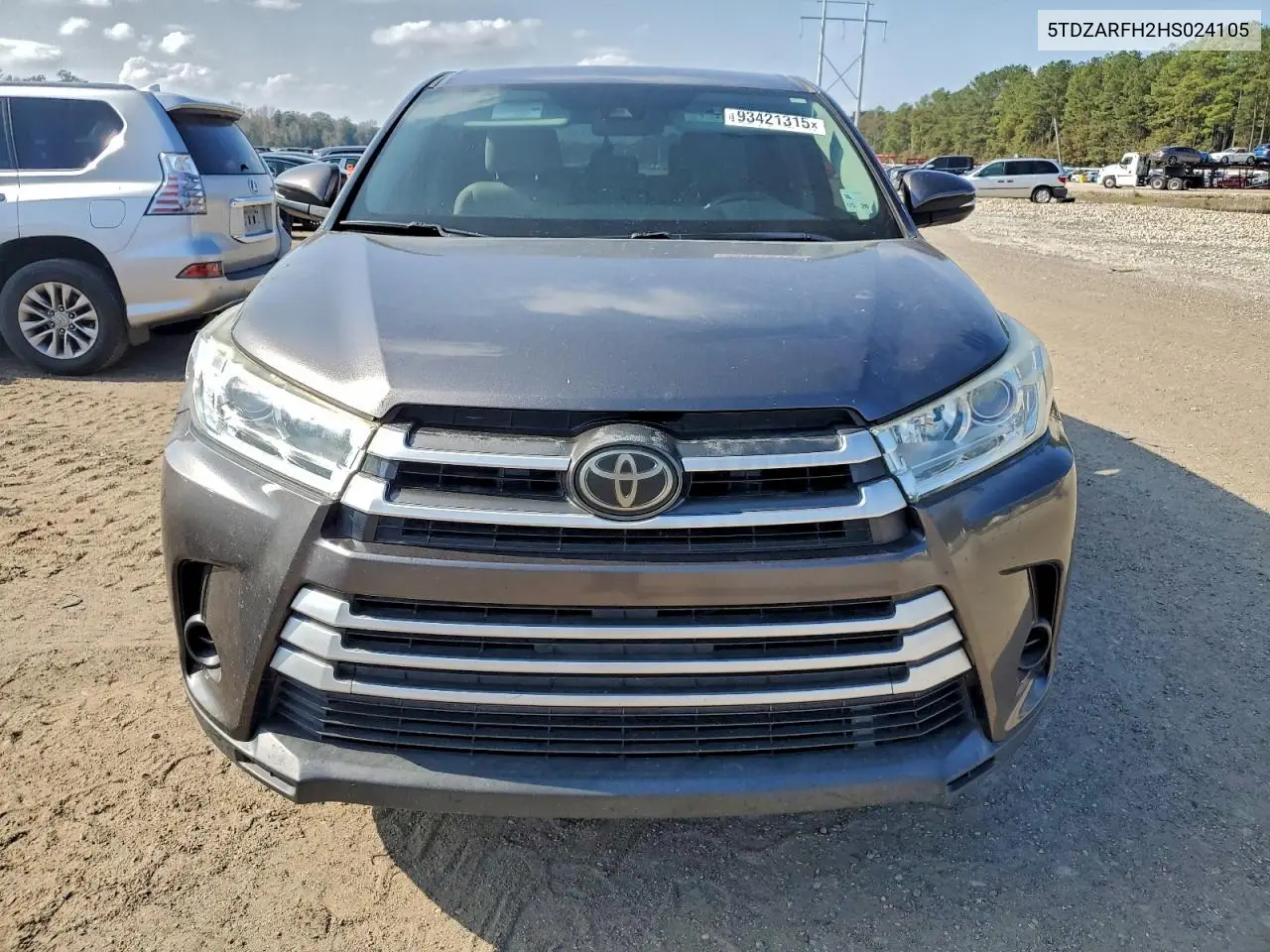 5TDZARFH2HS024105 2017 Toyota Highlander Le