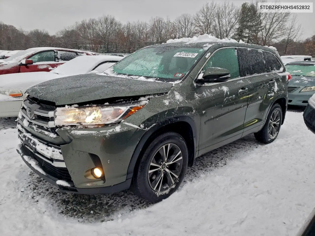 5TDBZRFH0HS452832 2017 Toyota Highlander Le