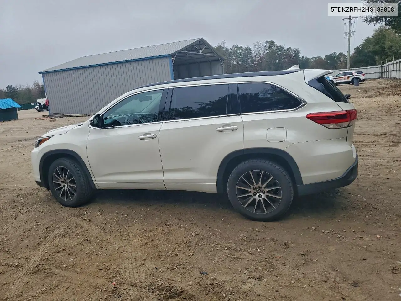 5TDKZRFH2HS189808 2017 Toyota Highlander Se