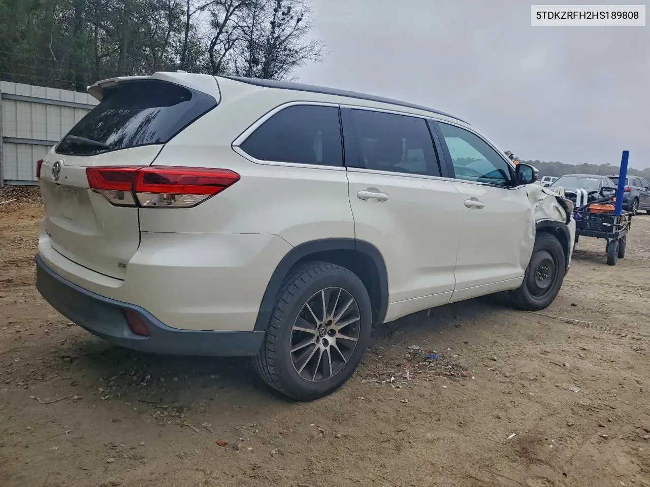 5TDKZRFH2HS189808 2017 Toyota Highlander Se