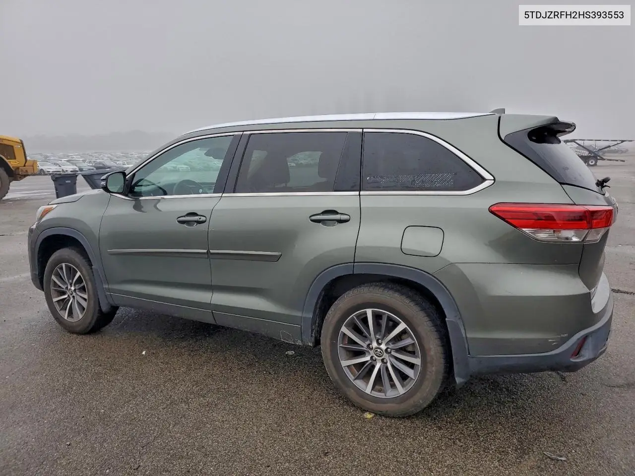 5TDJZRFH2HS393553 2017 Toyota Highlander Se
