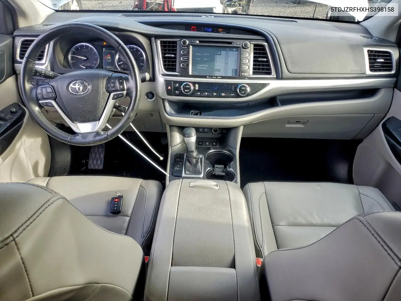 5TDJZRFHXHS398158 2017 Toyota Highlander Se