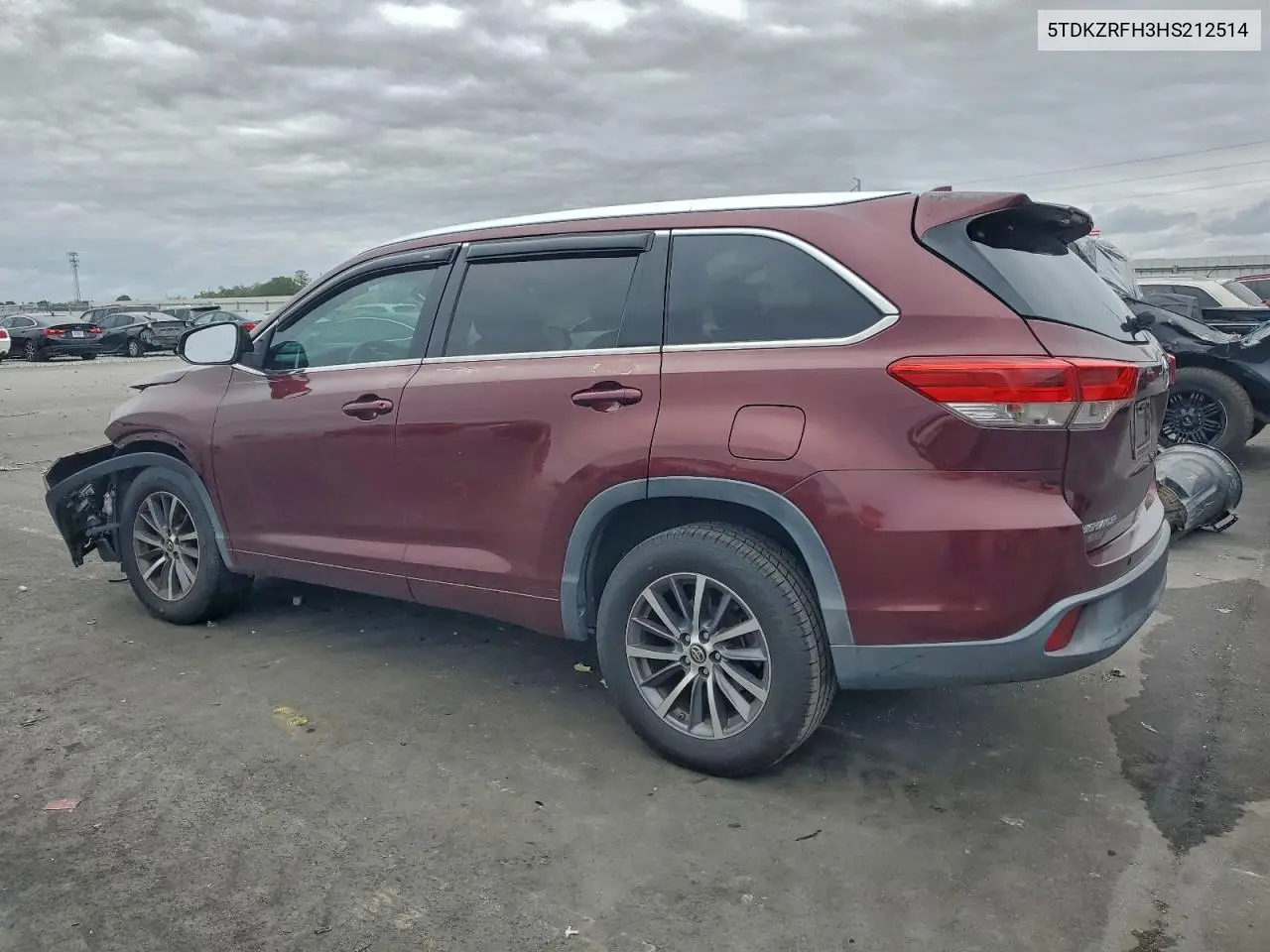 5TDKZRFH3HS212514 2017 Toyota Highlander Se