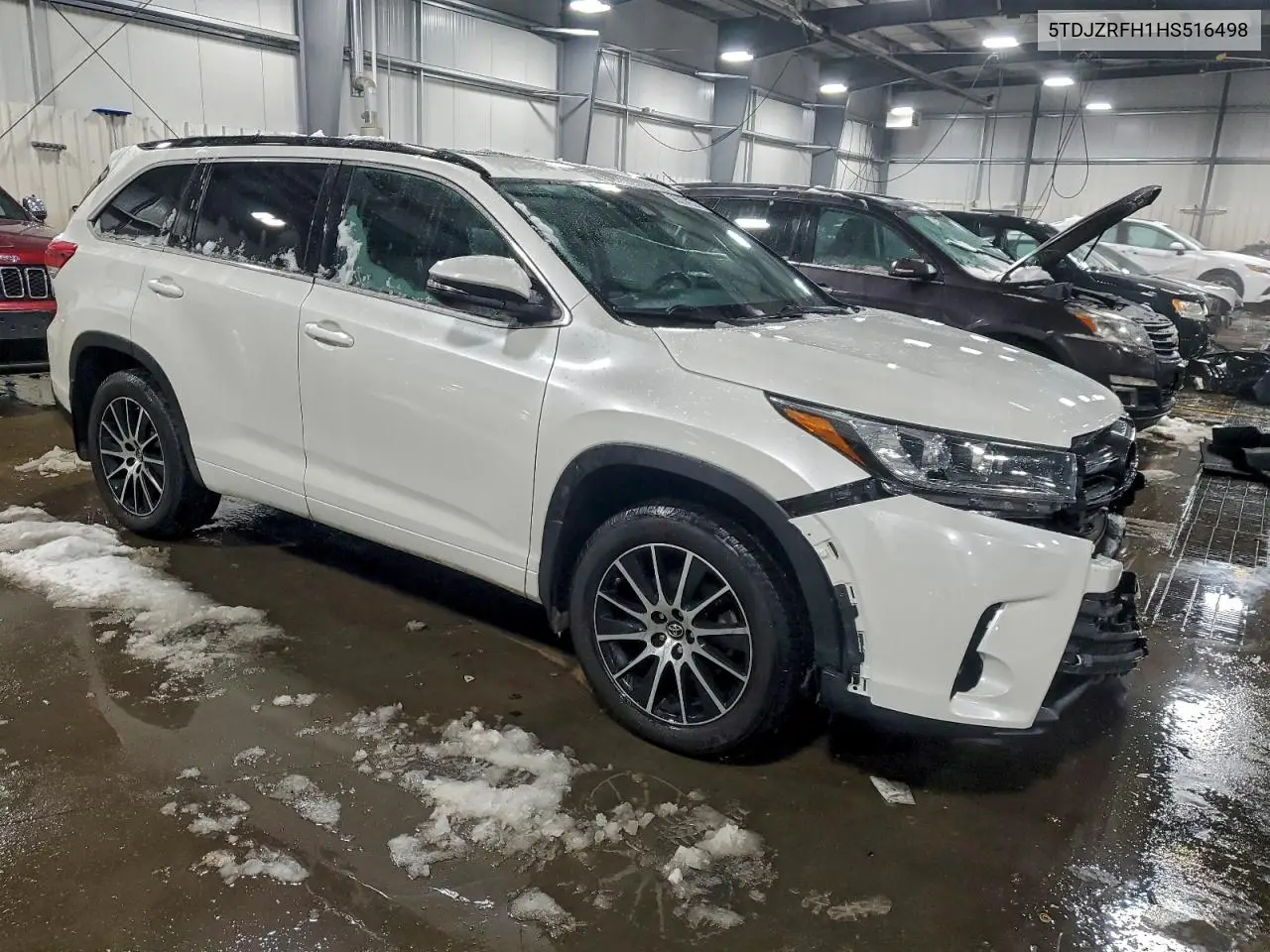 5TDJZRFH1HS516498 2017 Toyota Highlander Se