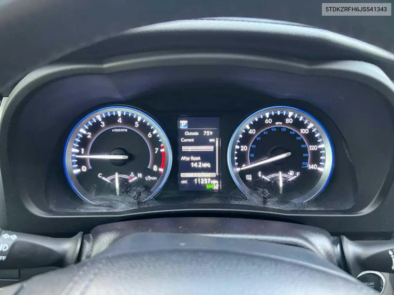5TDKZRFH6JS541343 2018 Toyota Highlander Se