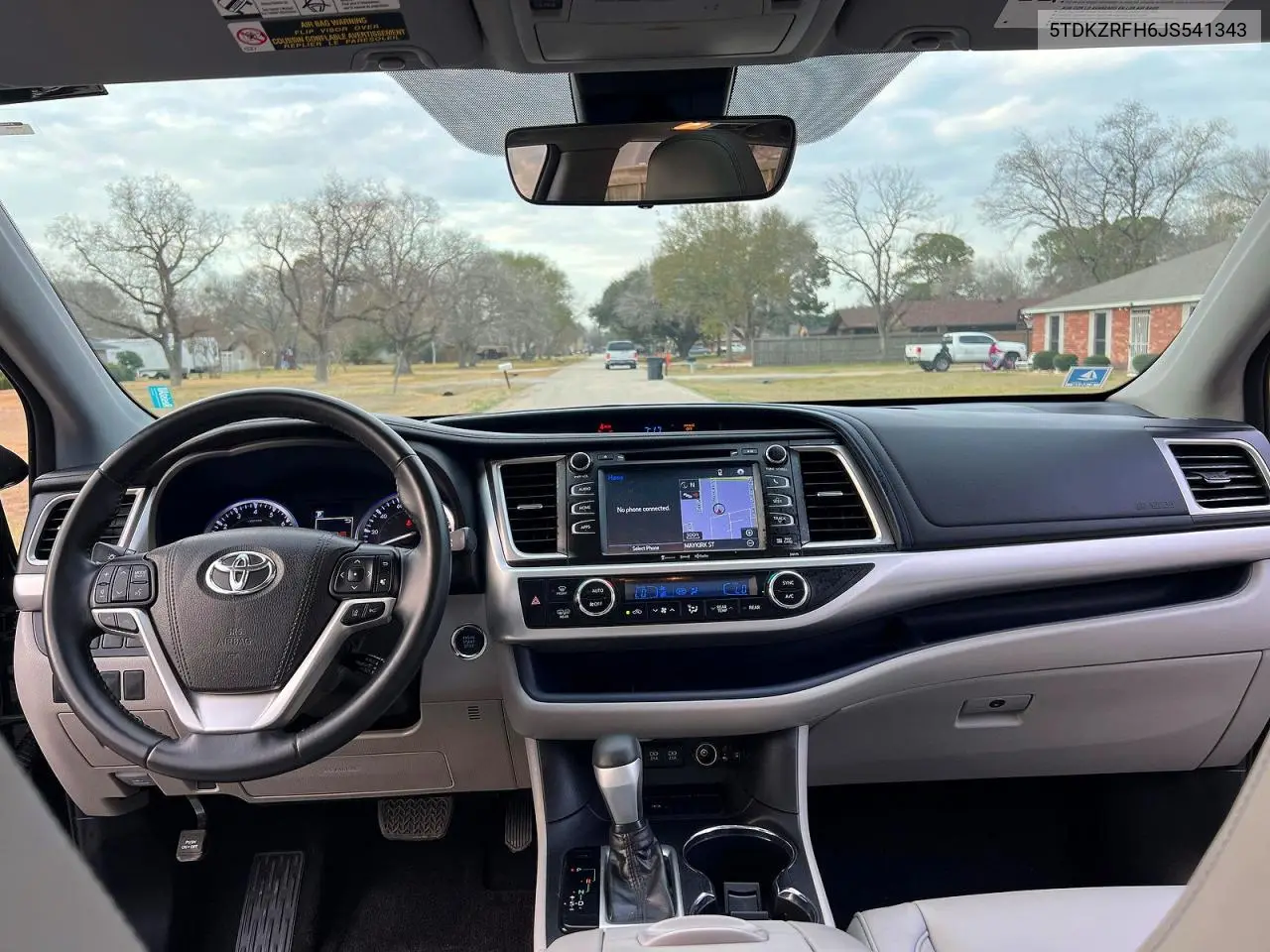 5TDKZRFH6JS541343 2018 Toyota Highlander Se