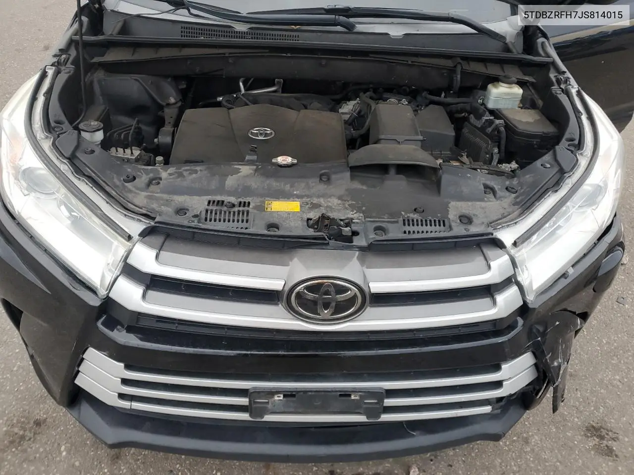 5TDBZRFH7JS814015 2018 Toyota Highlander Le