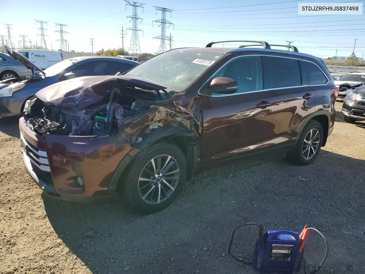 5TDJZRFH9JS837498 2018 Toyota Highlander Se