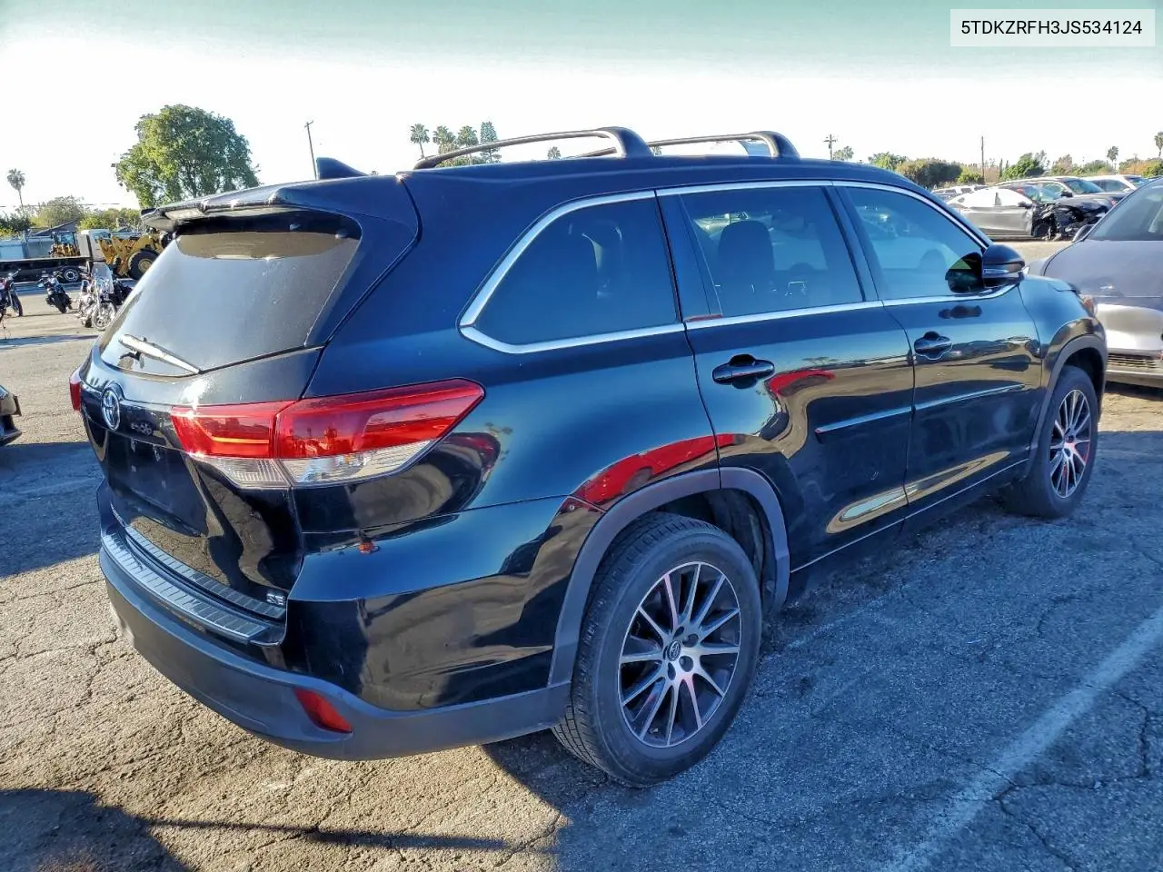 5TDKZRFH3JS534124 2018 Toyota Highlander Se