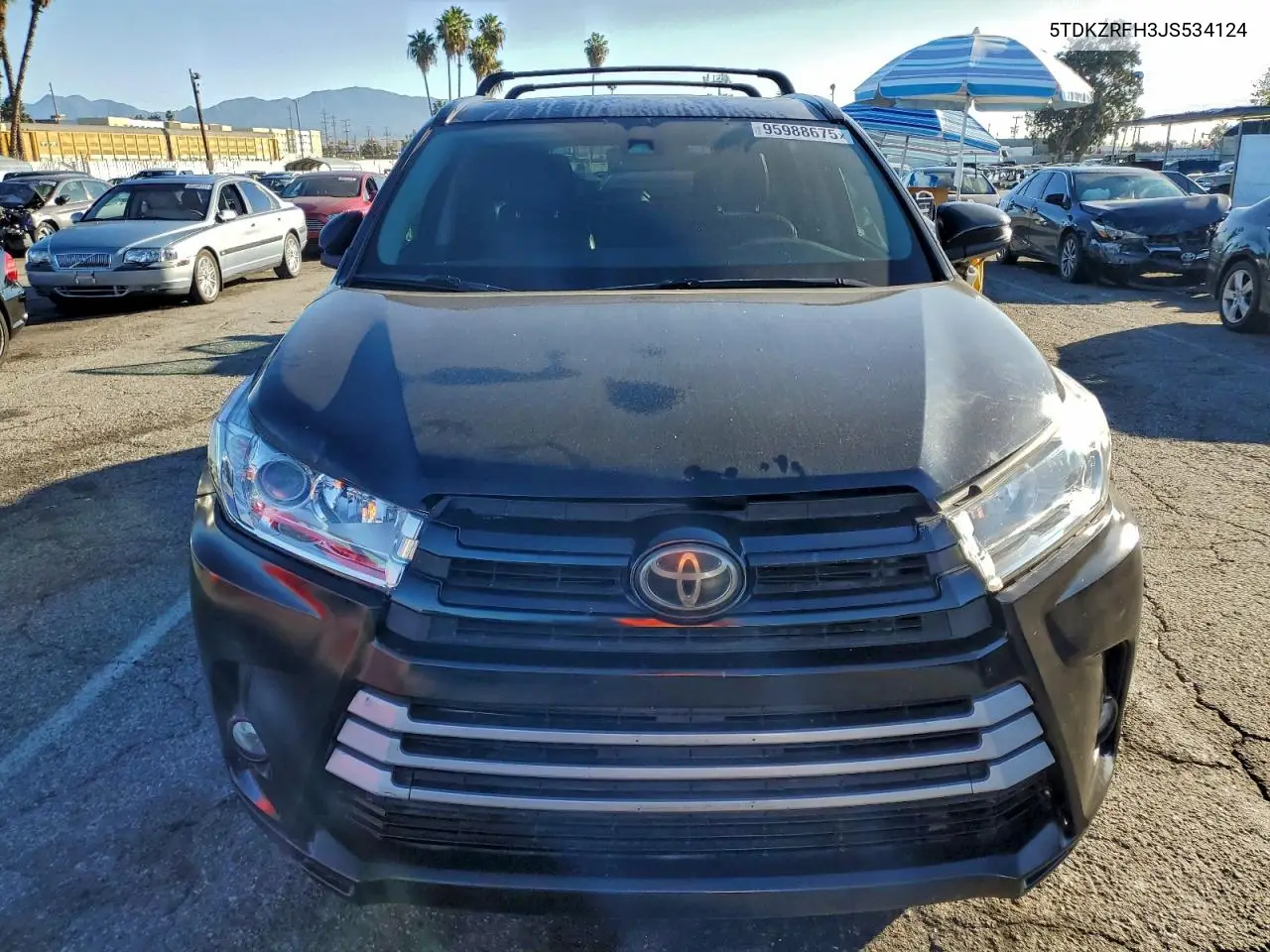 5TDKZRFH3JS534124 2018 Toyota Highlander Se