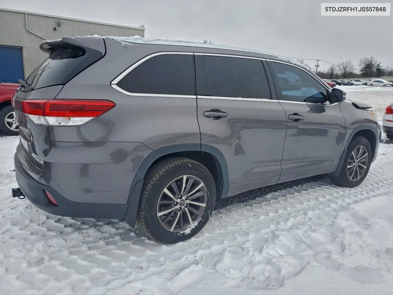5TDJZRFH1JS557848 2018 Toyota Highlander Se