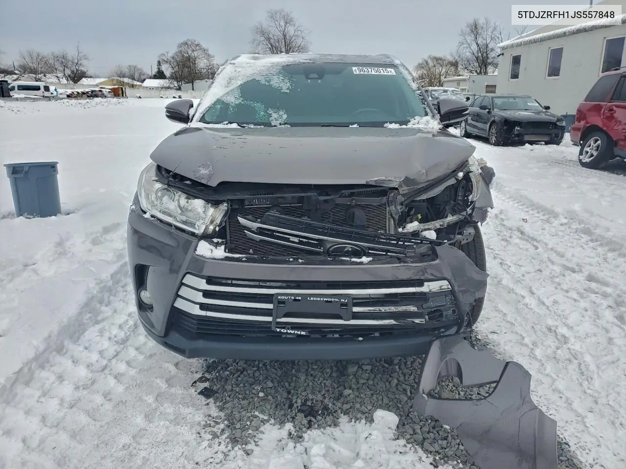 5TDJZRFH1JS557848 2018 Toyota Highlander Se