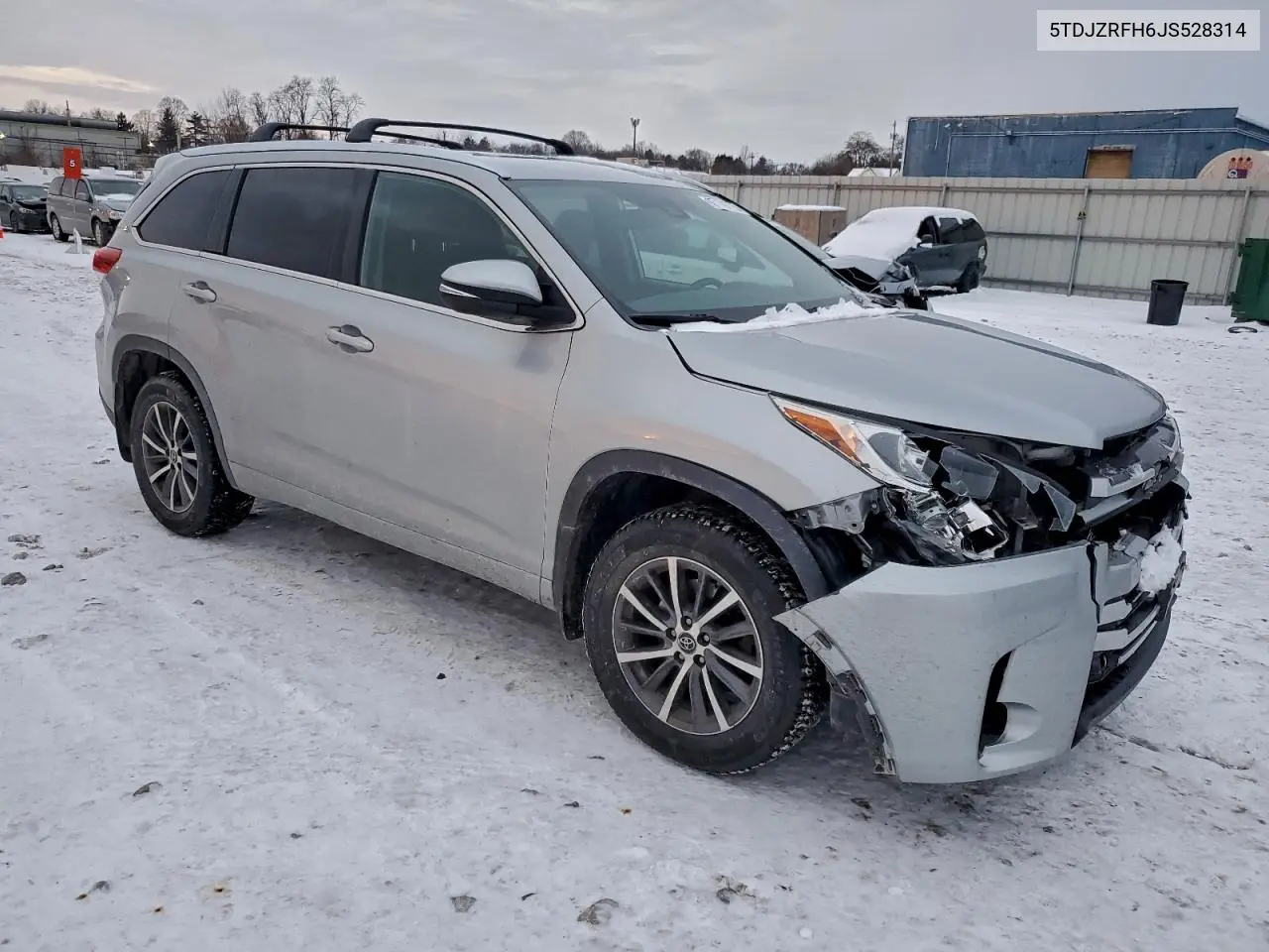 5TDJZRFH6JS528314 2018 Toyota Highlander Se