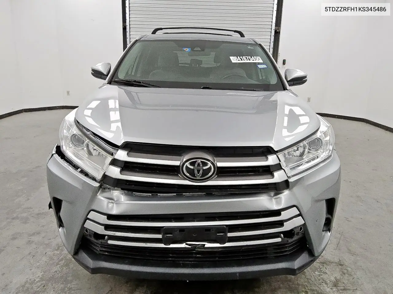 5TDZZRFH1KS345486 2019 Toyota Highlander Le