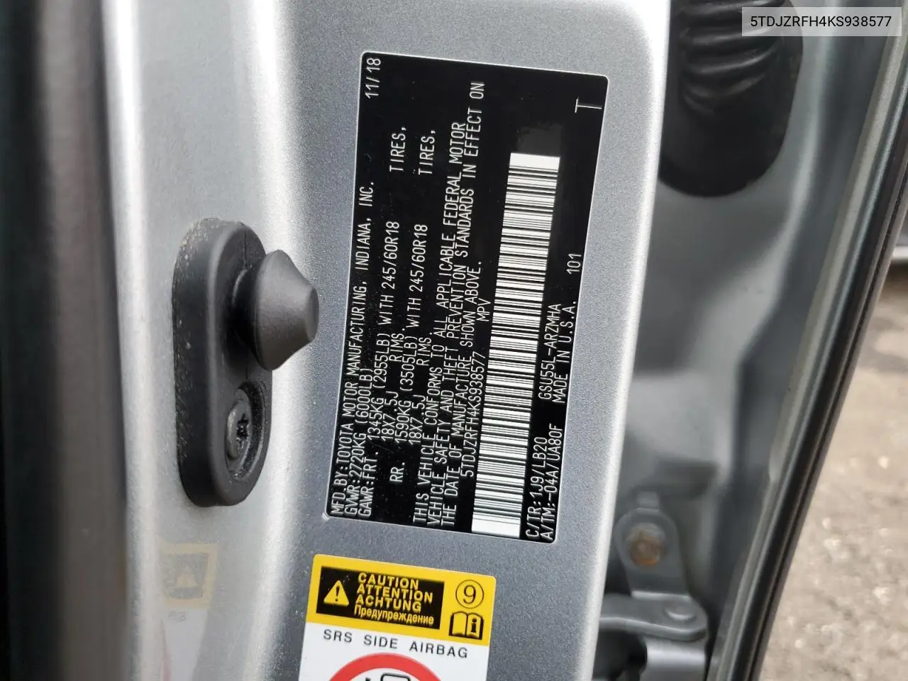 5TDJZRFH4KS938577 2019 Toyota Highlander Se